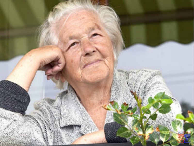 Среди причин развития ангиопатии значится пожилой возраст Среди причин развития ангиопатии значится пожилой возраст