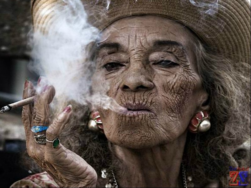 Причин развития ЦХРД много - от курения до старости Причин развития ЦХРД много - от курения до старости