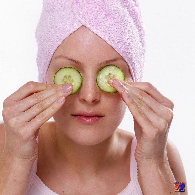 Огурец вытянет воду Причины появления мешков вокруг глаз