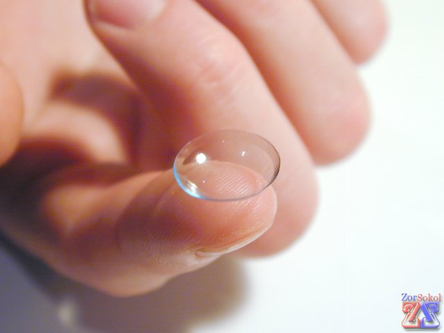 Убедиться, что линза не вывернулась Убедиться, что линза не вывернулась