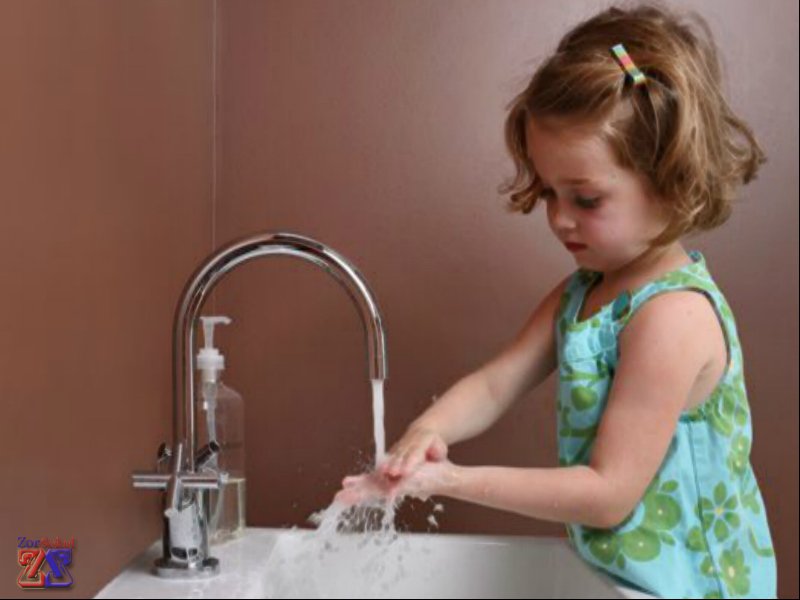 Нужно учить детишек элементарным правилам гигиены Нужно учить детишек элементарным правилам гигиены