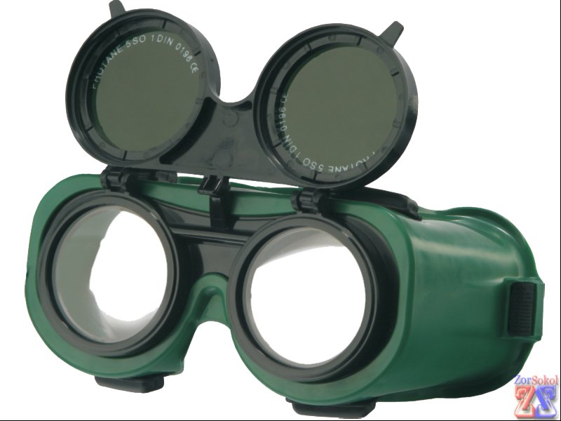 Материалом для линз служит высокопрочный пластик Материалом для линз служит высокопрочный пластик