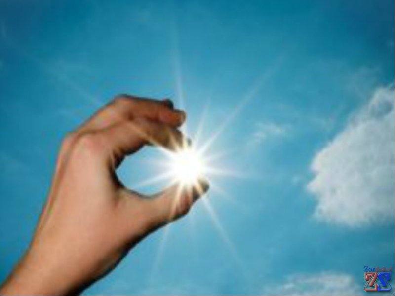 Солнце - очень мощный источник ультрафиолета Солнце - очень мощный источник ультрафиолета