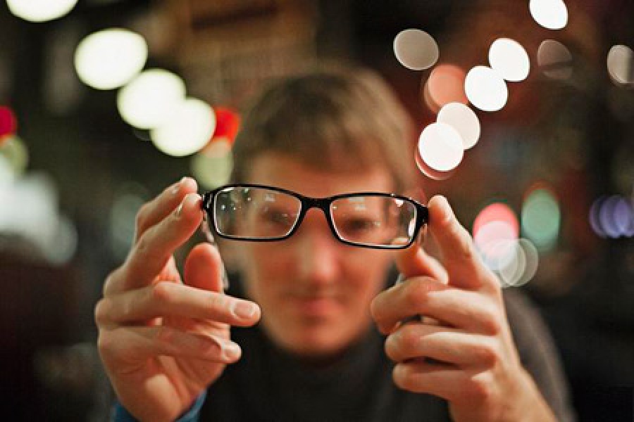 Снижение остроты зрения